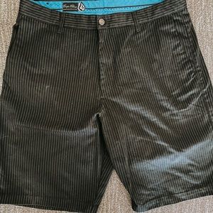 Volvocom Shorts